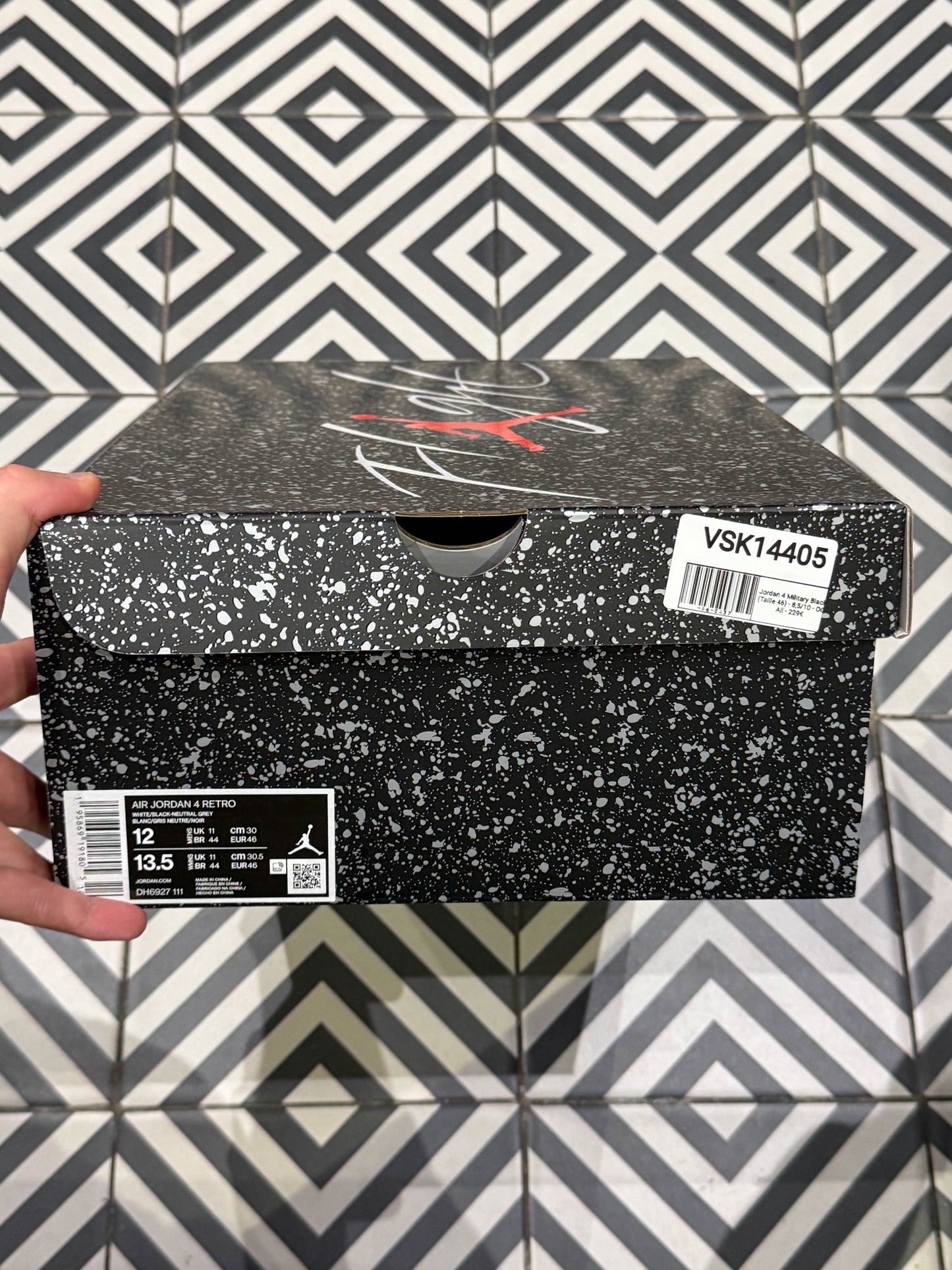 Jordan 4 Military Black (Taille 46)