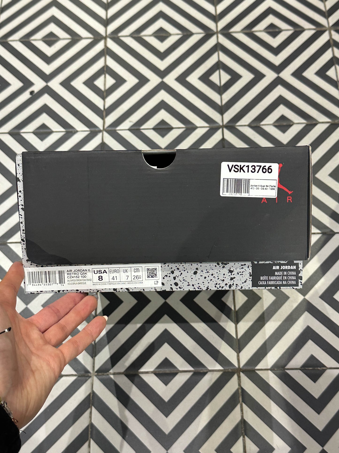 Jordan 6 Quai 54 (Taille 41)