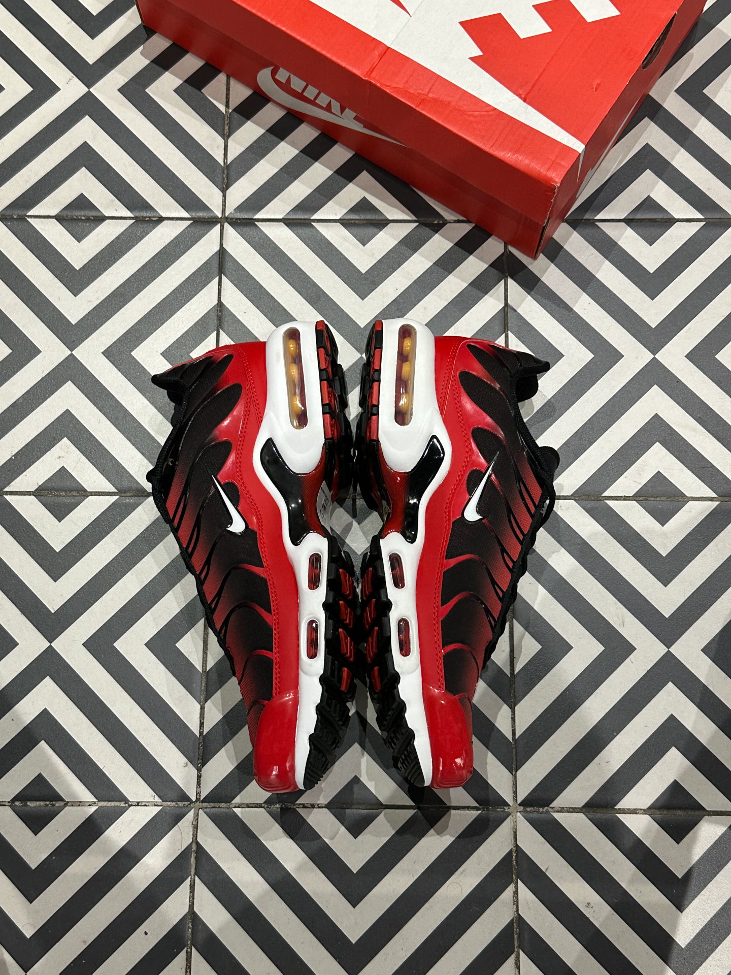 Air Max Plus (TN) university Red (43)