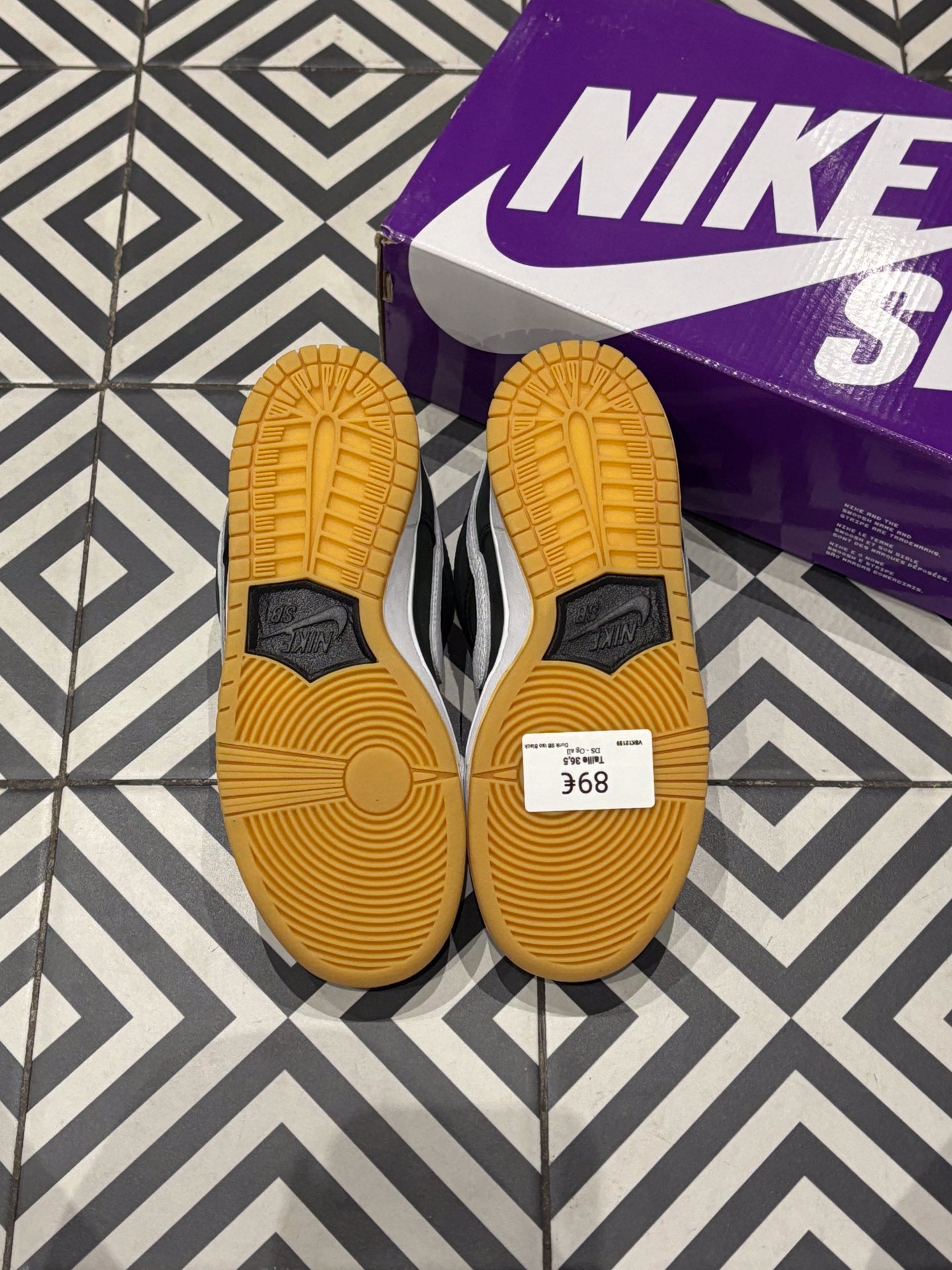 Dunk SB Iso Black (36,5)