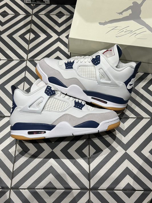 Jordan 4 SB Navy (Taille 45)