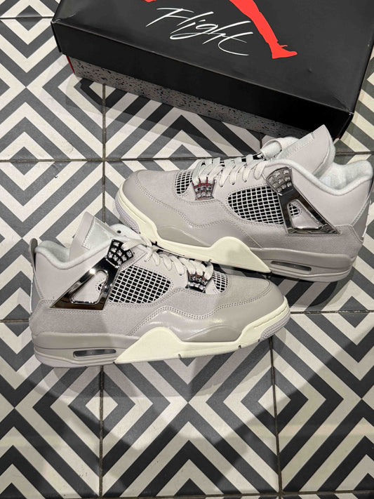 Jordan 4 Frozen Moment (Taille 42)