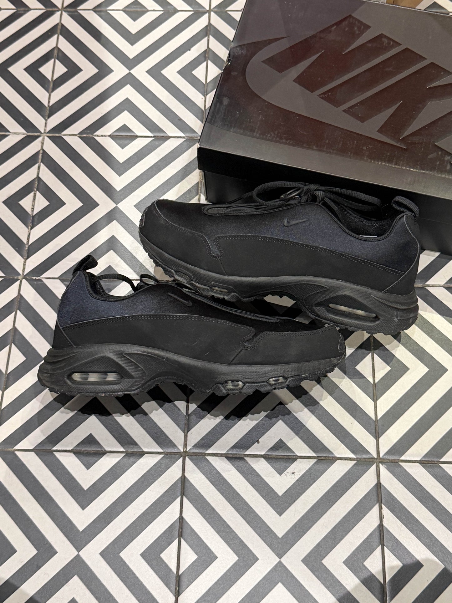 Air Max Sunder CDG Black (Taille 45)