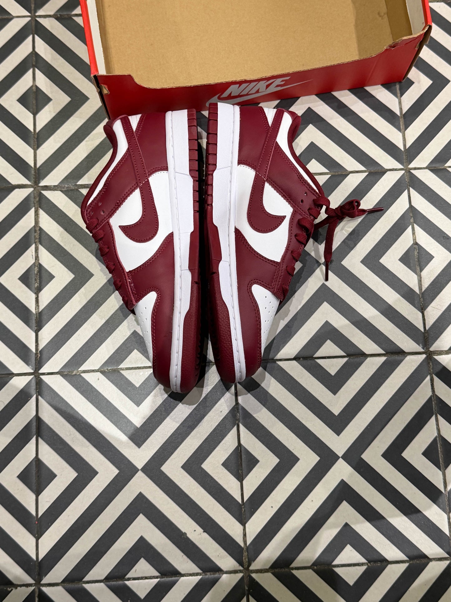 Dunk Low Team Red (Taille 42,5)