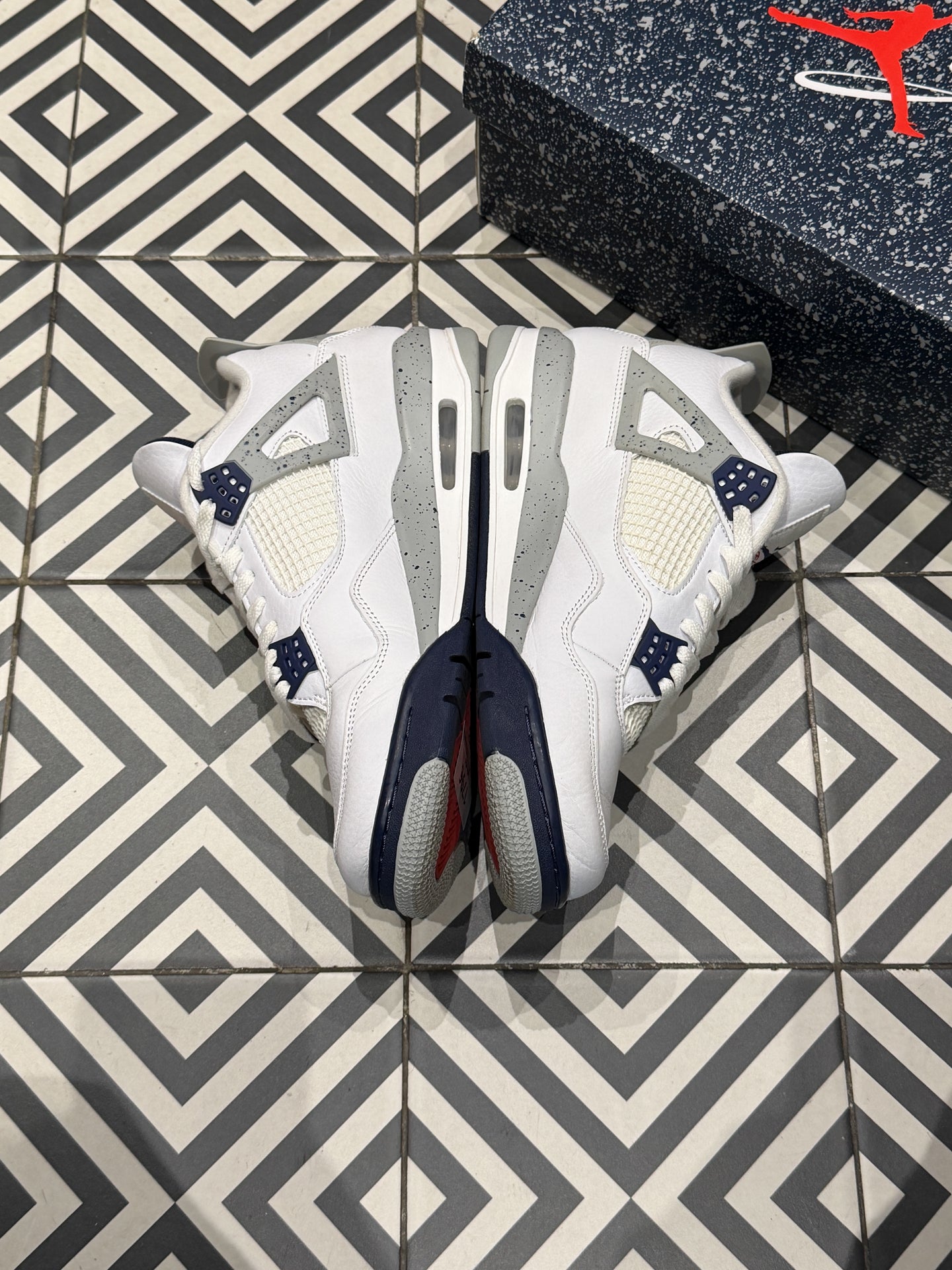Jordan 4 Midnight Navy (Taille 45,5)