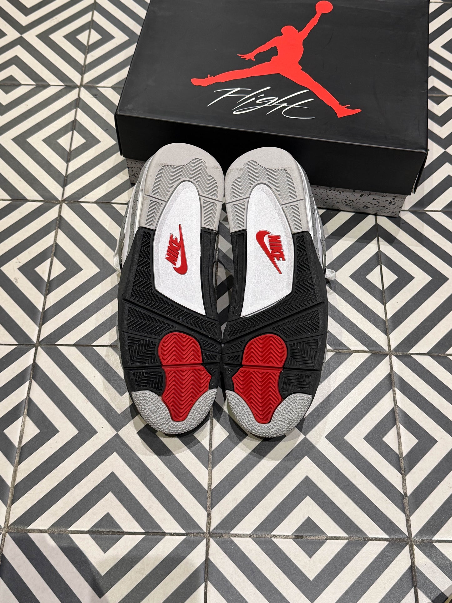 Jordan 4 White Cement 2016 (Taille 45)