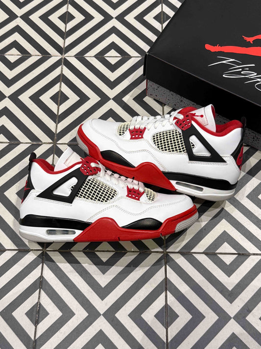 Jordan 4 Fire Red (Taille 42)
