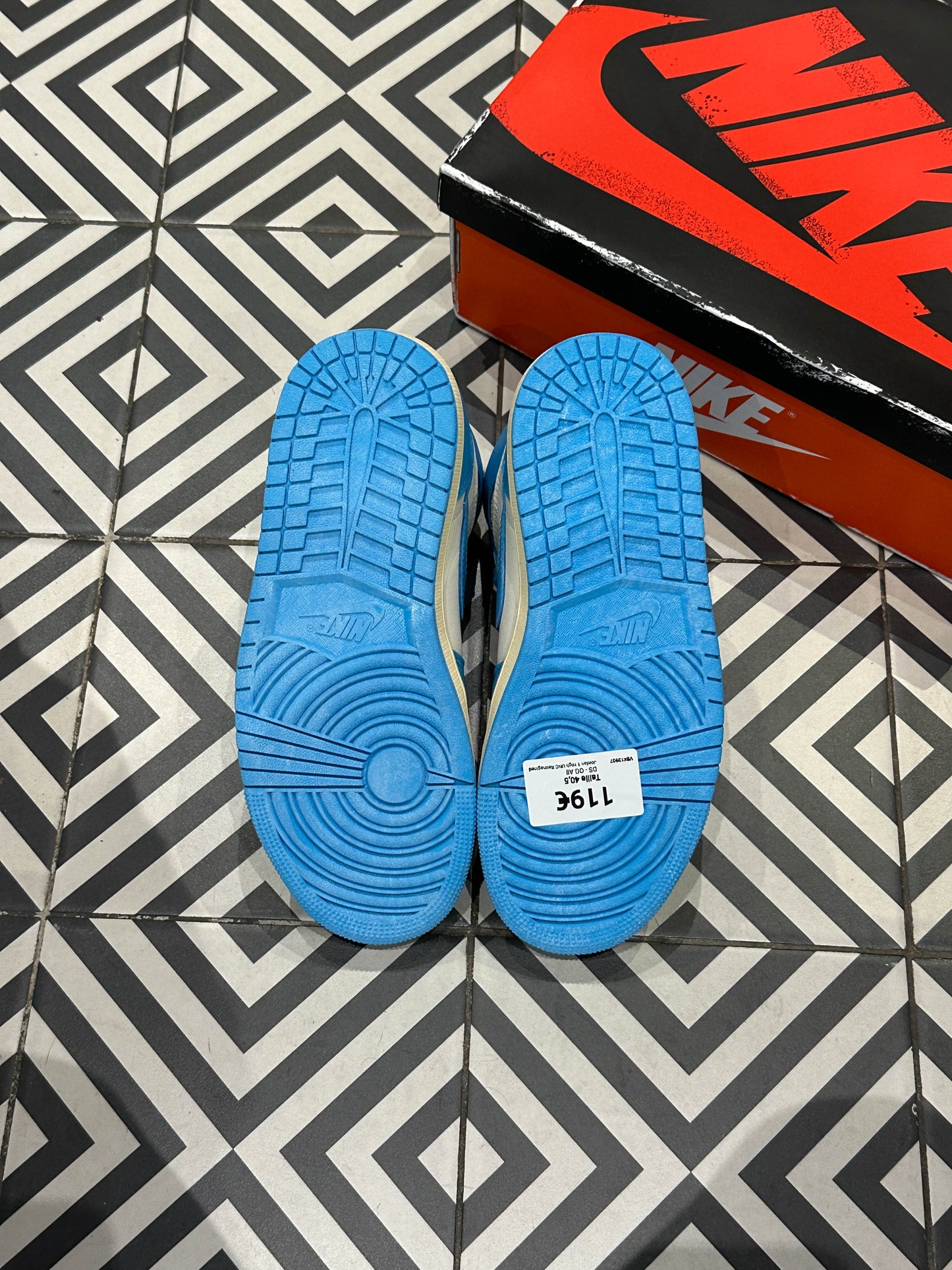 Jordan 1 High UNC Reimagined (Taille 40,5)