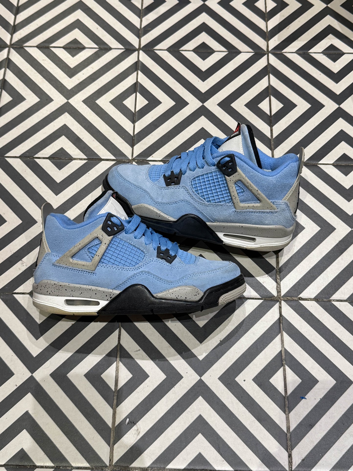 Jordan 4 UNC GS (Taille 36,5)