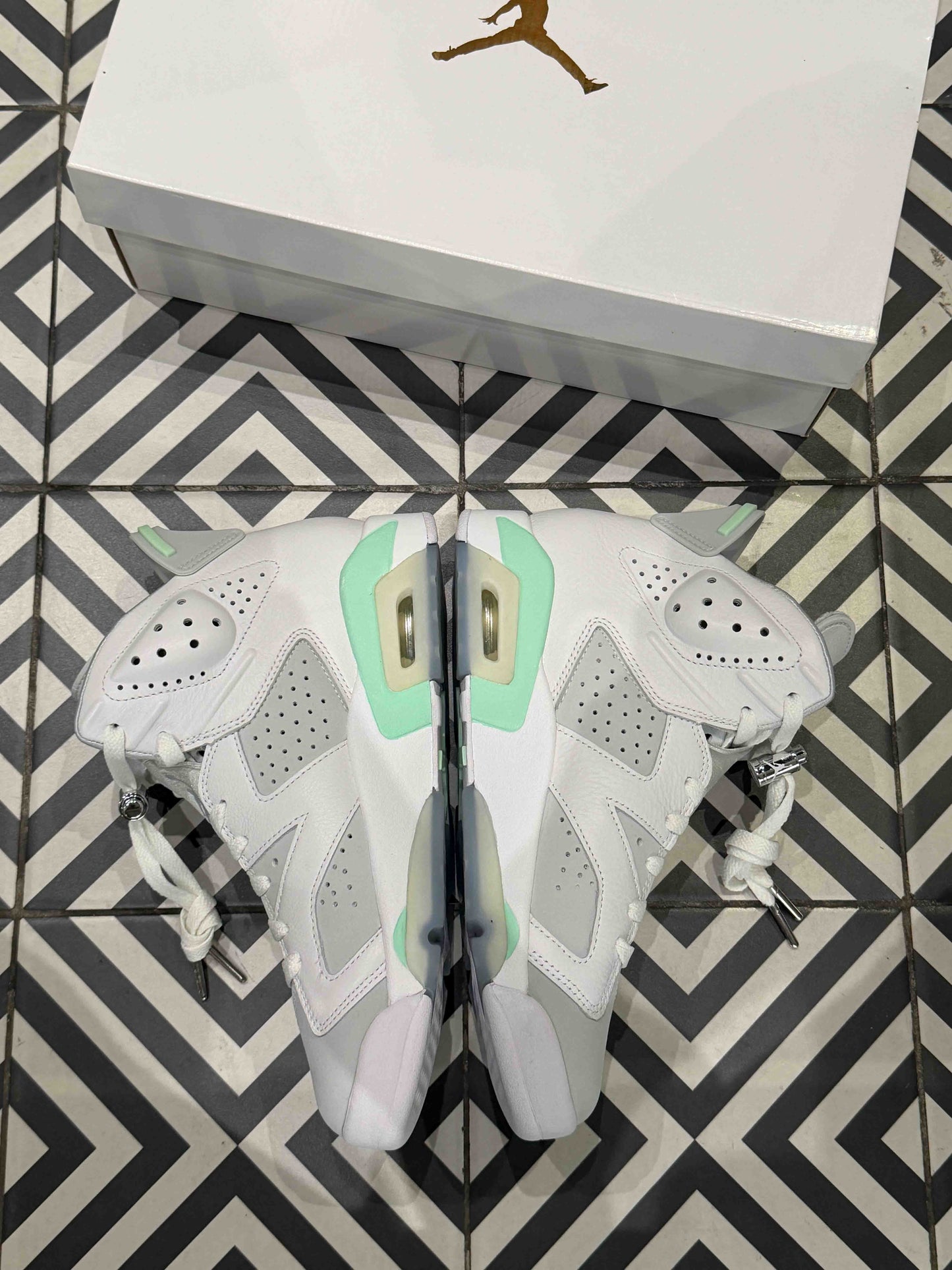 Jordan 6 Mint (Taille 39)
