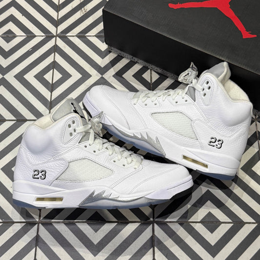 Jordan 5 White Metallic Silver (Taille 42)