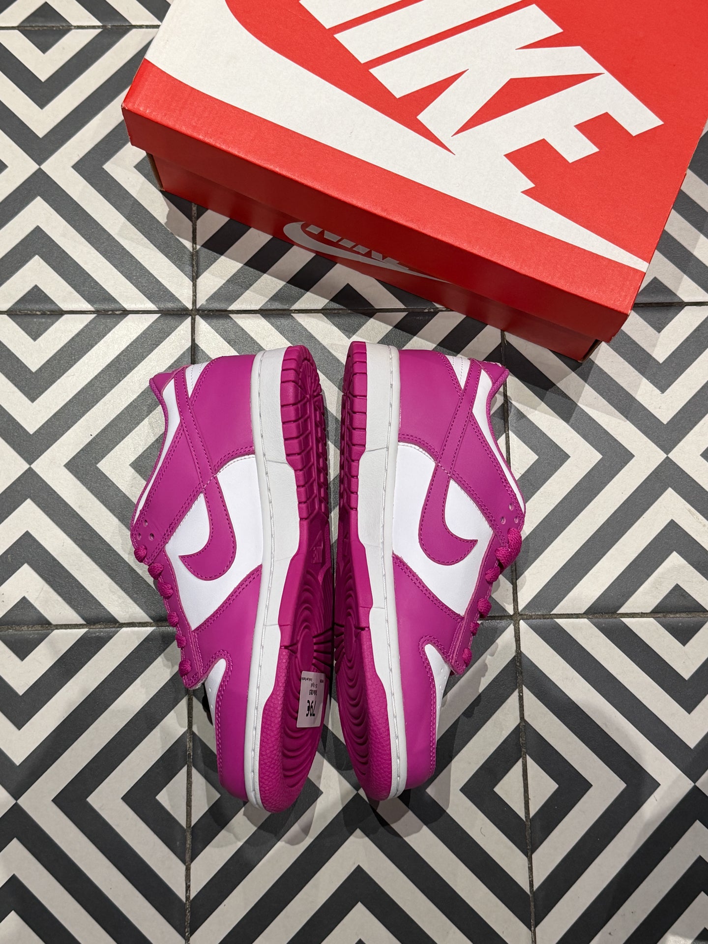 Dunk Low Fuschia (Taille 38,5)