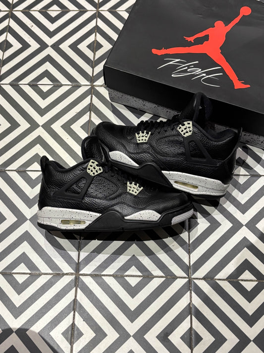 Jordan 4 Oreo (Taille 40,5)