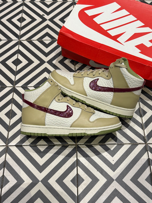 Dunk high Tumbled (Taille 41)