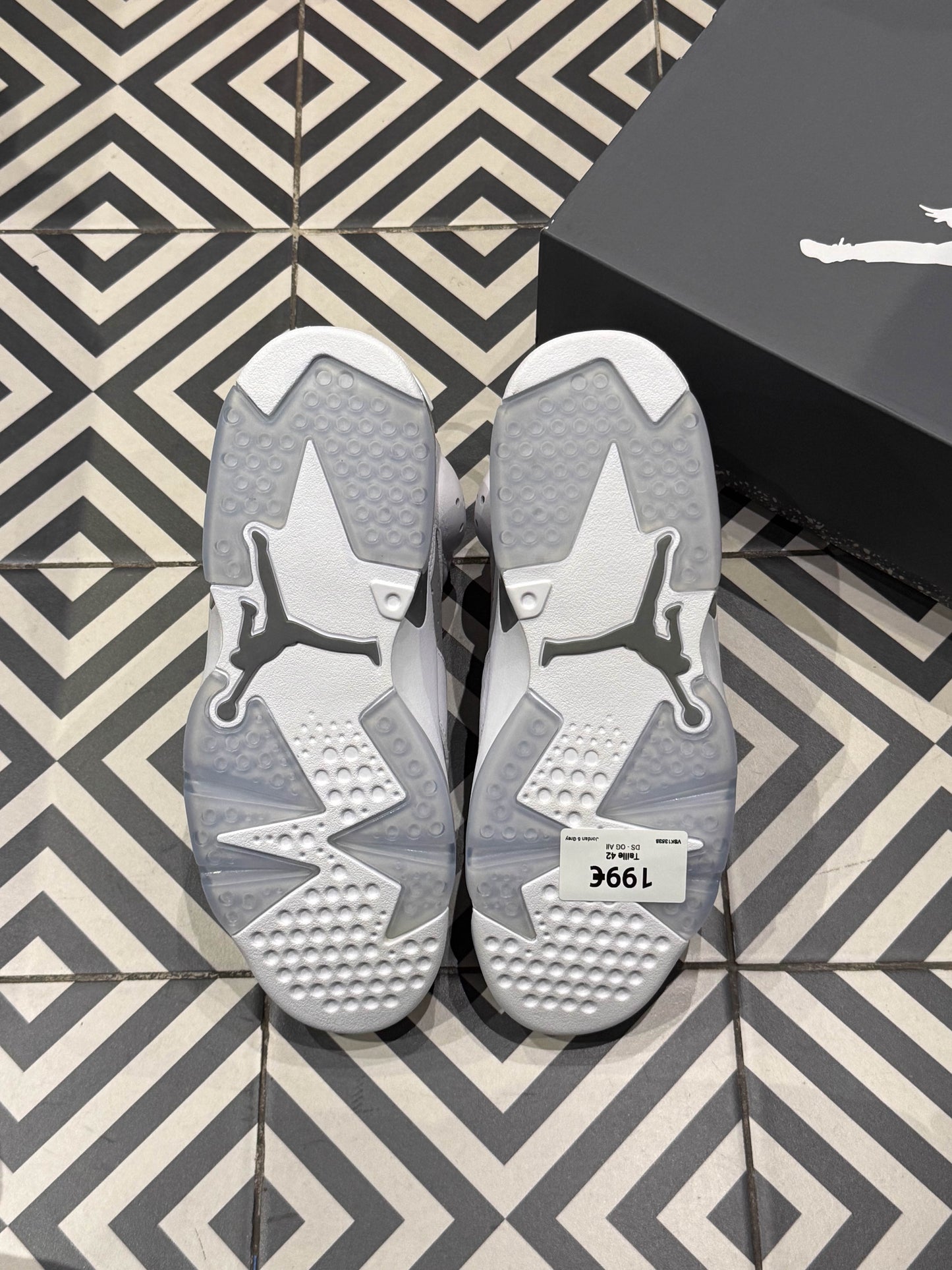 Jordan 6 Grey (Taille 42)