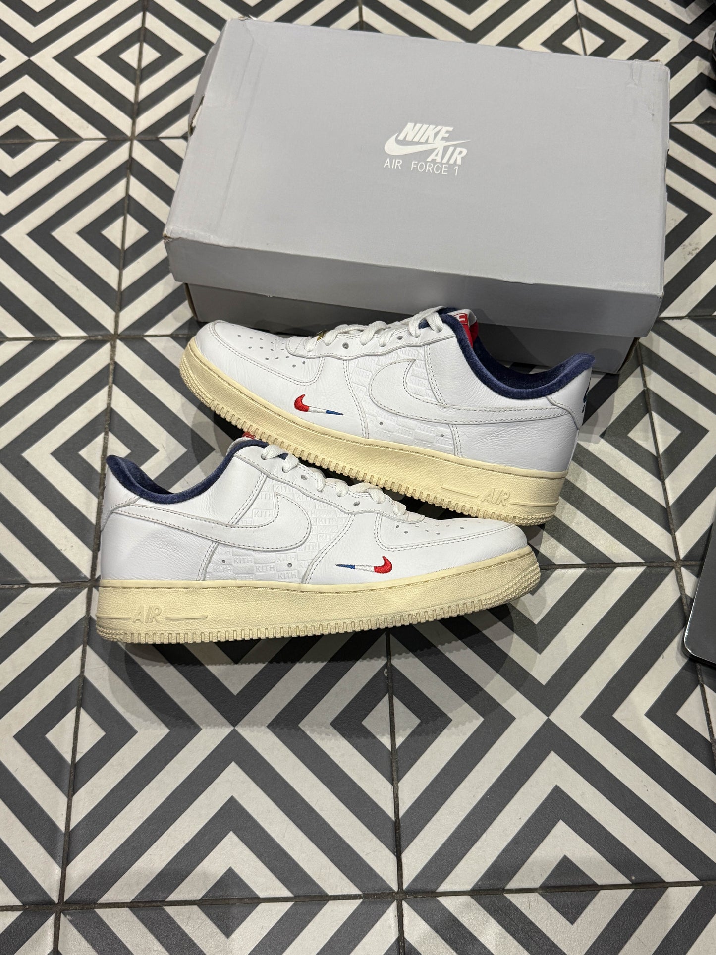Air Force 1 Kith (Taille 40,5)