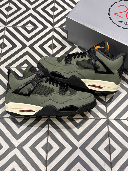 Jordan 4 Undefeated (Taille 45)