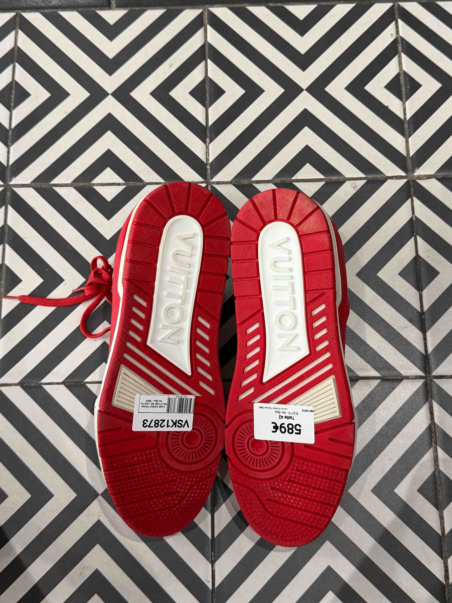 Louis Vuitton Trainer Red (Taille 42)